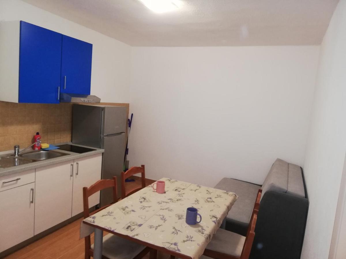 Mitan apartman Tucepi Bagian luar foto