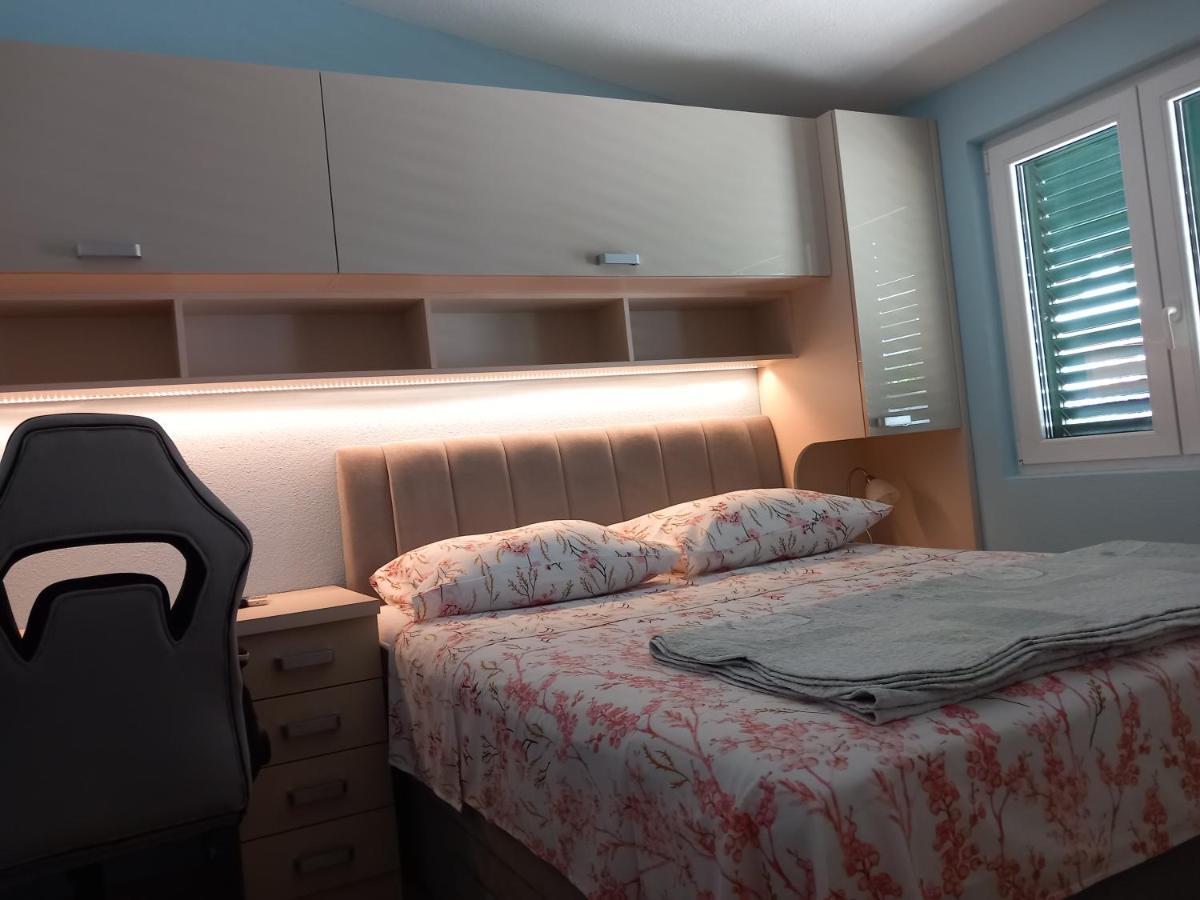 Mitan apartman Tucepi Bagian luar foto