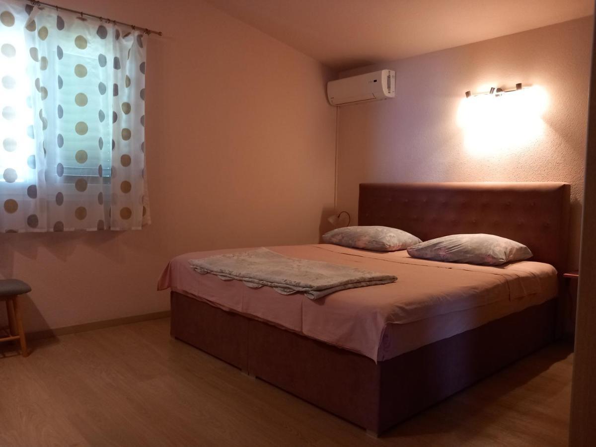 Mitan apartman Tucepi Bagian luar foto