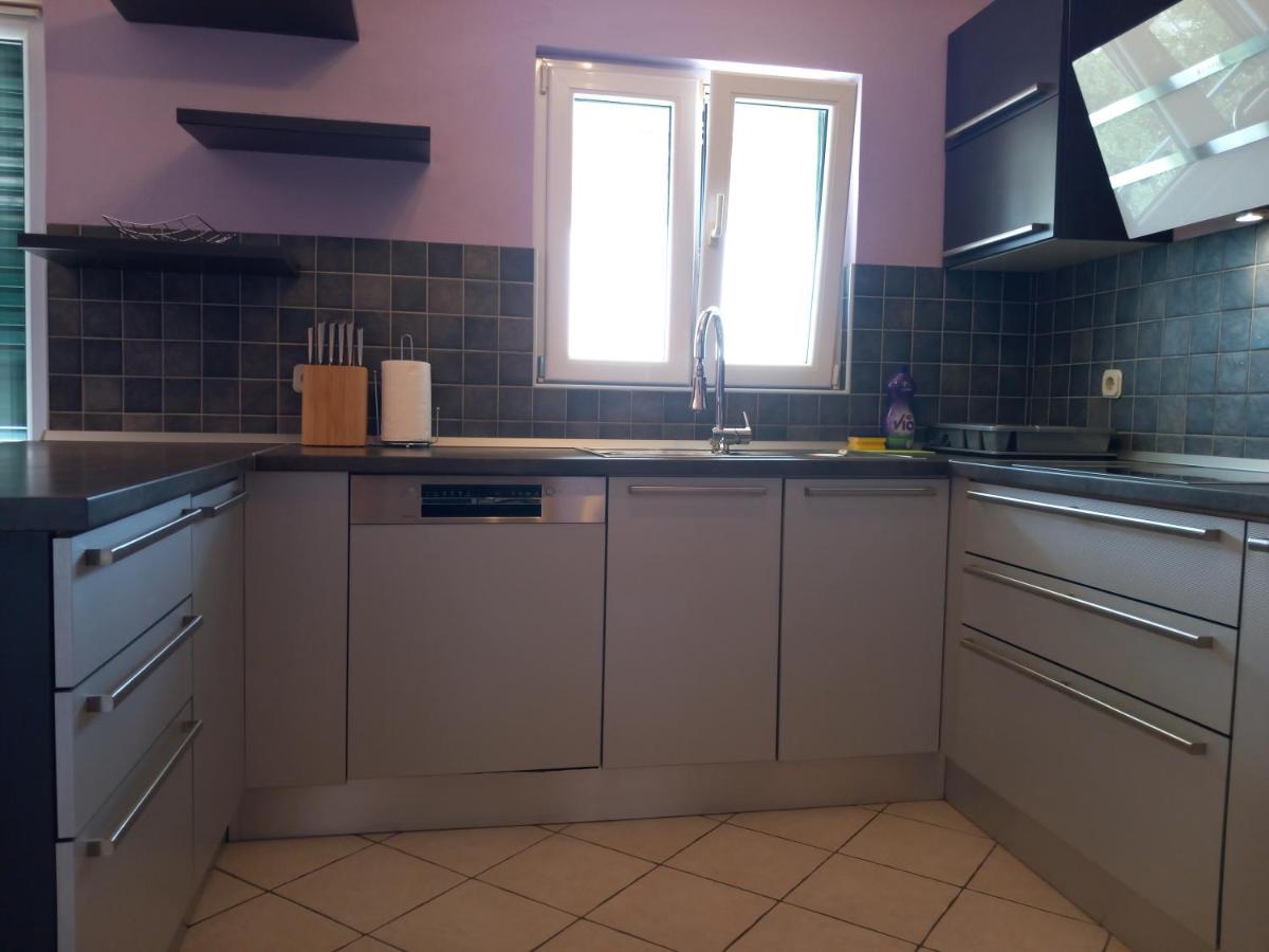 Mitan apartman Tucepi Bagian luar foto