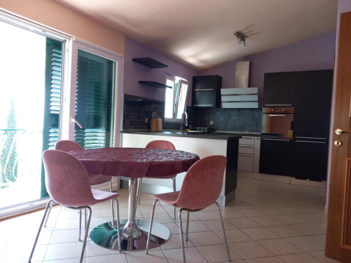 Mitan apartman Tucepi Bagian luar foto