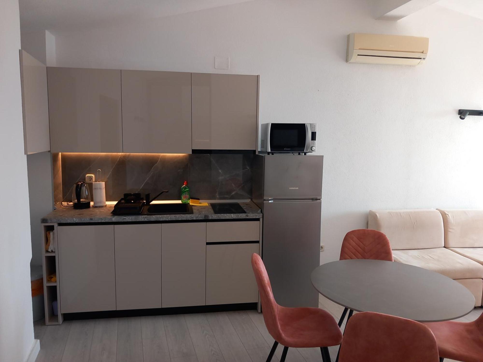 Mitan apartman Tucepi Bagian luar foto